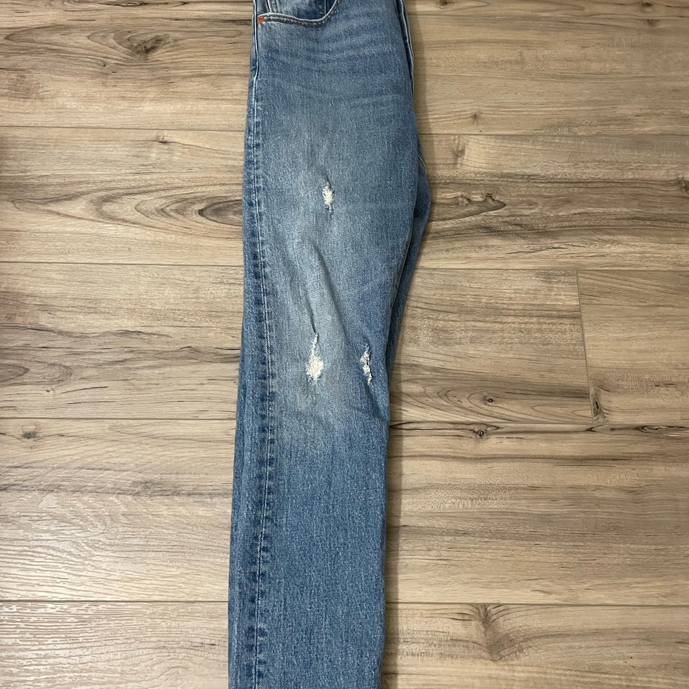 Women’s Levis 501 Jeans - Picture 4 of 5